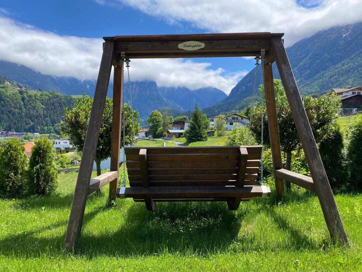 Ferienhaus Oetztal-Lodge ザウテンス エクステリア 写真